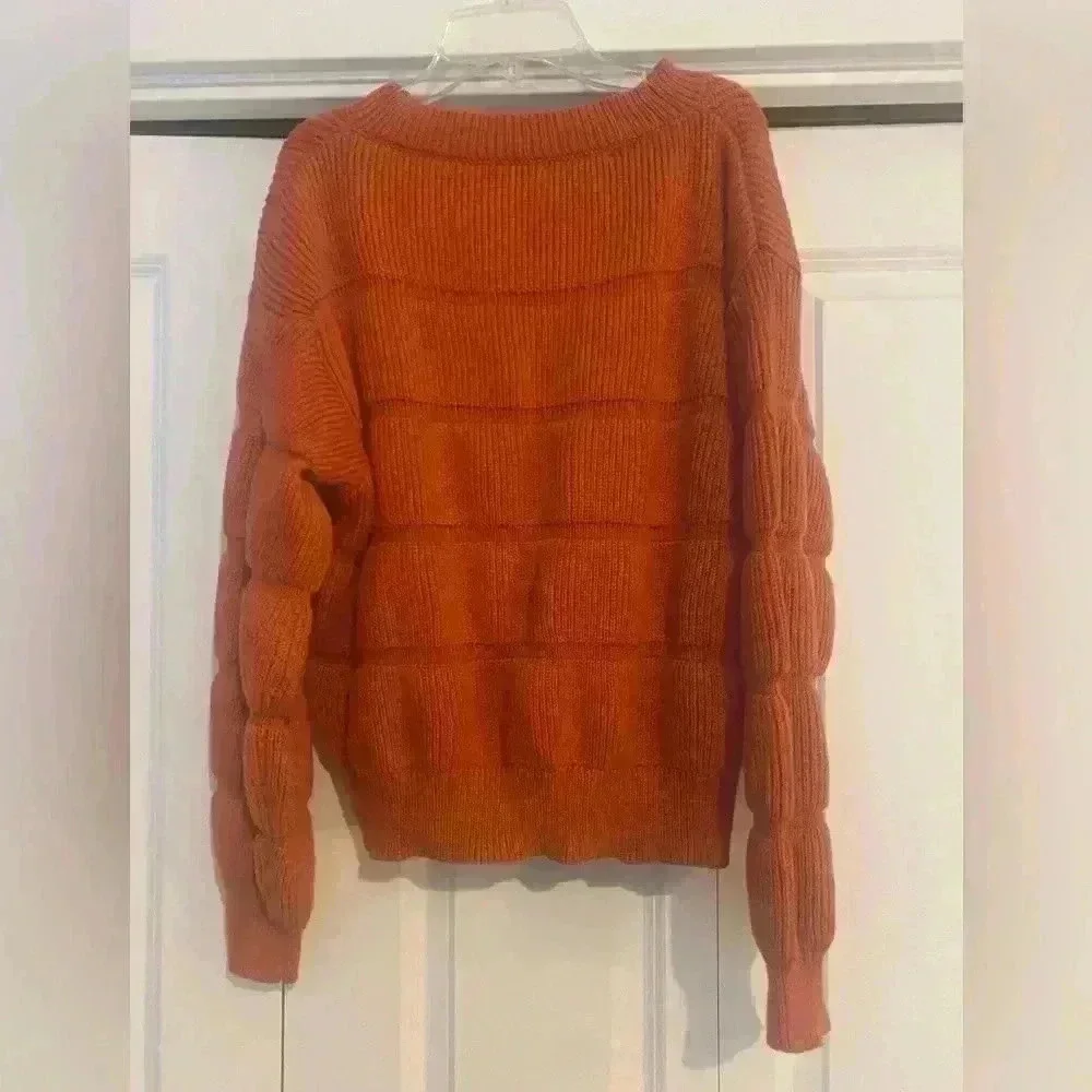 Women’s Medium Pretty Garden Balloon Puff Sleeve Crew Neck Cozy Sweater Rust